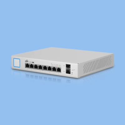 سوئیچ ۸ پورت PoE یوبیکویتی (۱۵۰W)